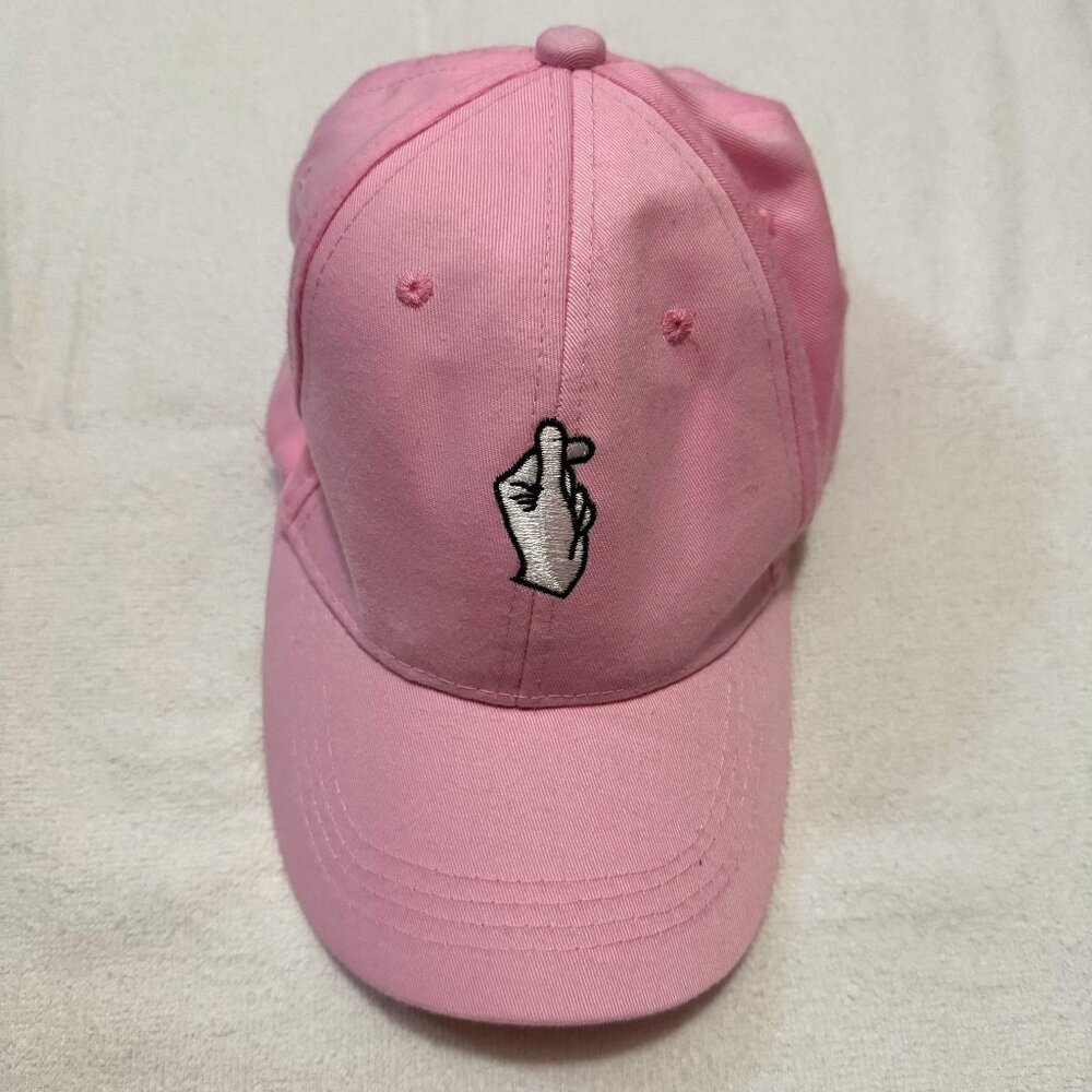 Finger Heart Cap, Pink